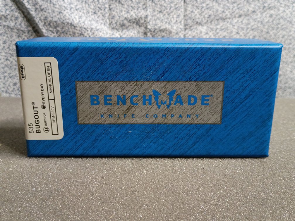 BENCHMADE BUGOUT Folding Knife