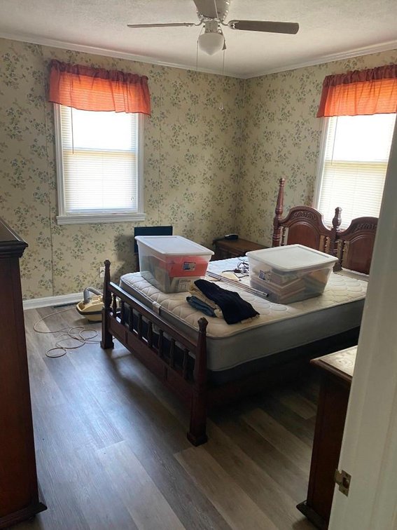 Image for HOME SOLD PRIOR TO AUCTION !!!  SOLD SOLD SOLD ESTATE OF ALBERT M.TYREE -  1 1/2 STORY CAPE COD BRICK HOME