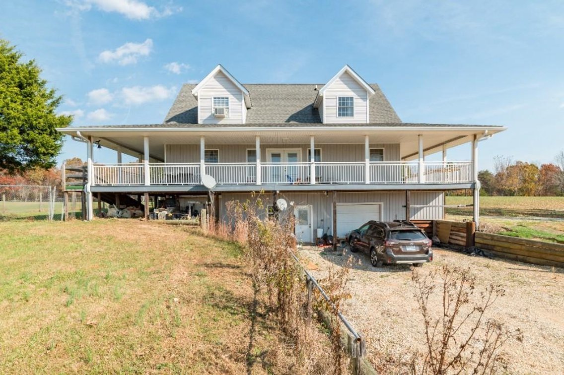 Image for **UNDER CONTRACT** House on 25 Acres Appomattox Va 3 Buildings with Pond