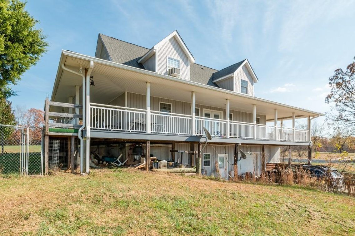 Image for **UNDER CONTRACT** House on 25 Acres Appomattox Va 3 Buildings with Pond