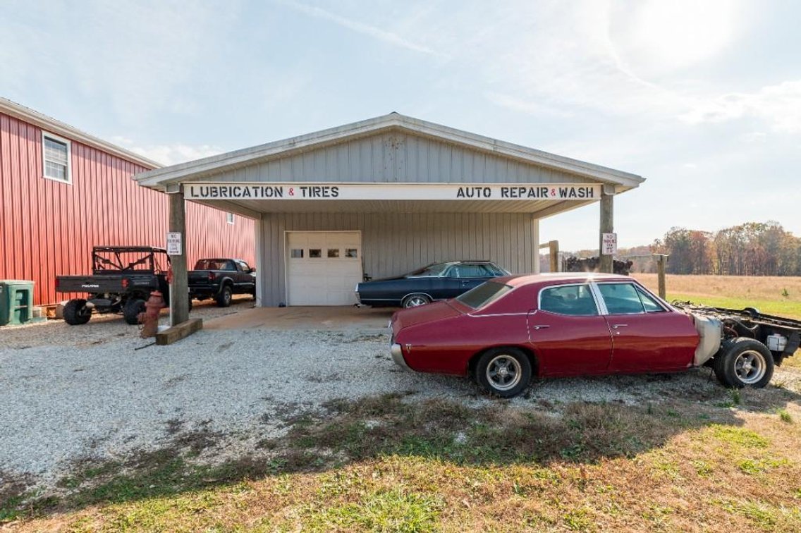 Image for **UNDER CONTRACT** House on 25 Acres Appomattox Va 3 Buildings with Pond