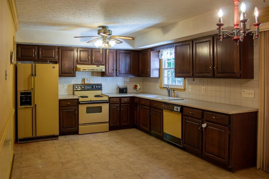 Image for Forest Real Estate Auction