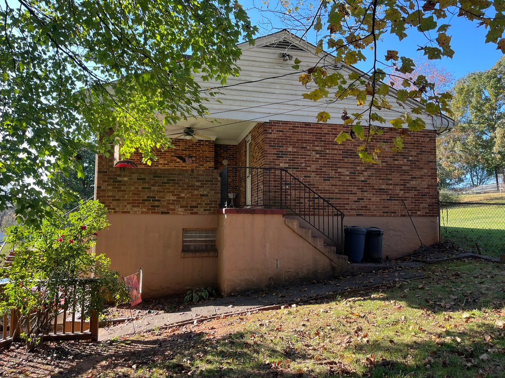 Image for Madison Heights Real Estate Auction