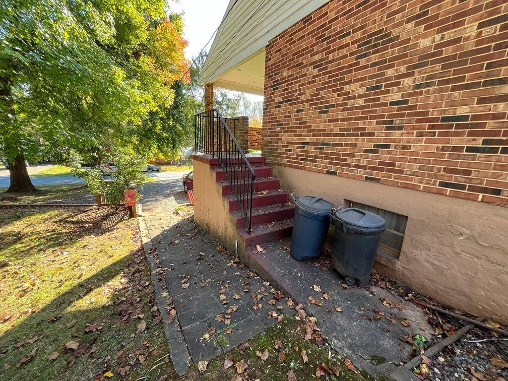 Image for Madison Heights Real Estate Auction