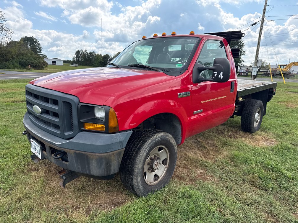 2007 Ford F-350 XL Super Duty Flatbed Truck, Mileage: 113,623