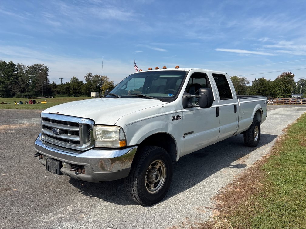 2002 Ford F-350 Super Duty Pickup Truck, Mileage: 329,108