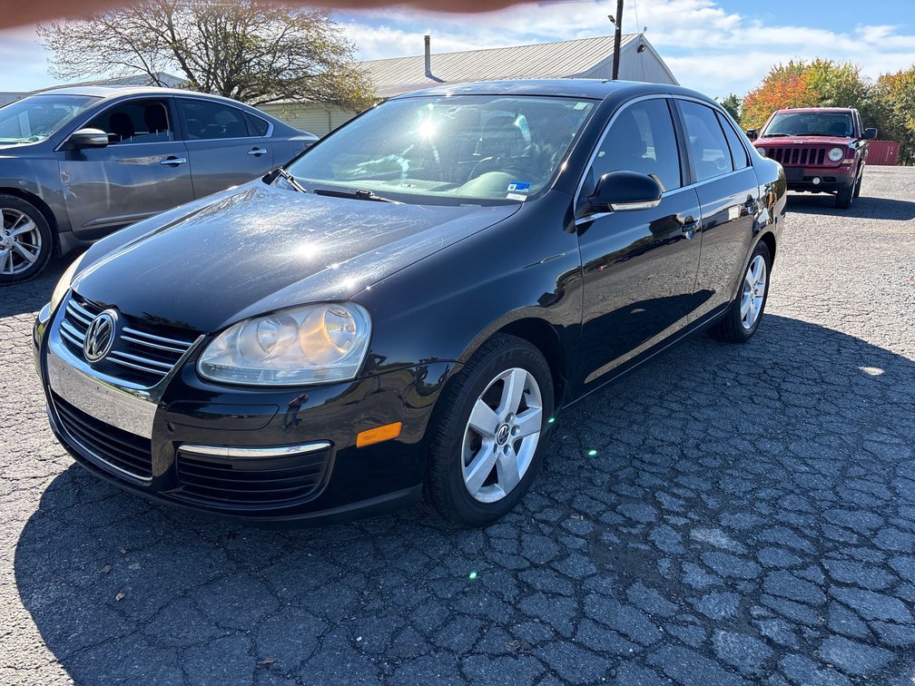 2009 Volkswagen Jetta Sedan, Mileage: 153,317