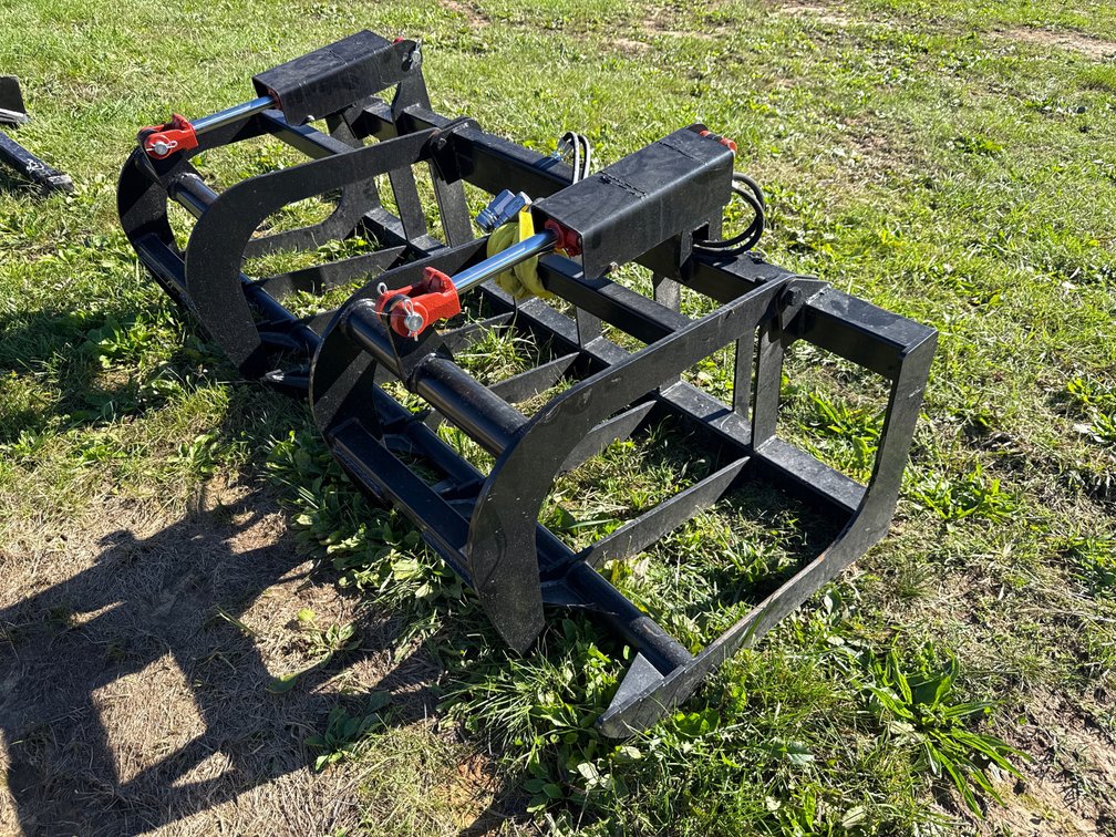 Wildcat 78" Skid Steer Hydraulic Grapple Attachment