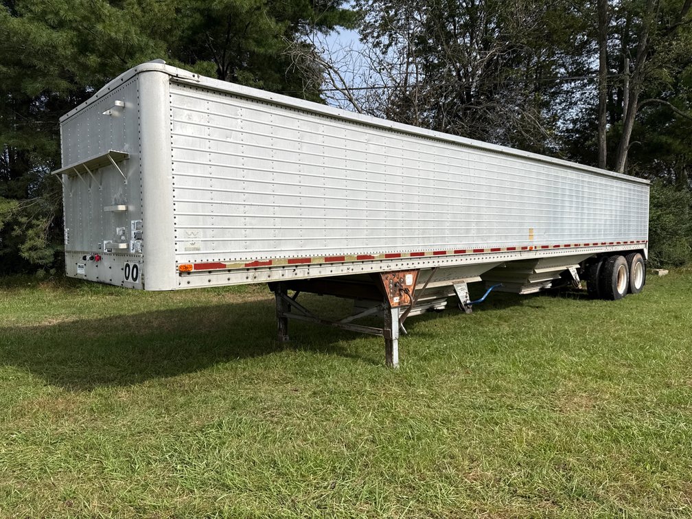 1980 Wilson 42' Grain Hopper Trailer