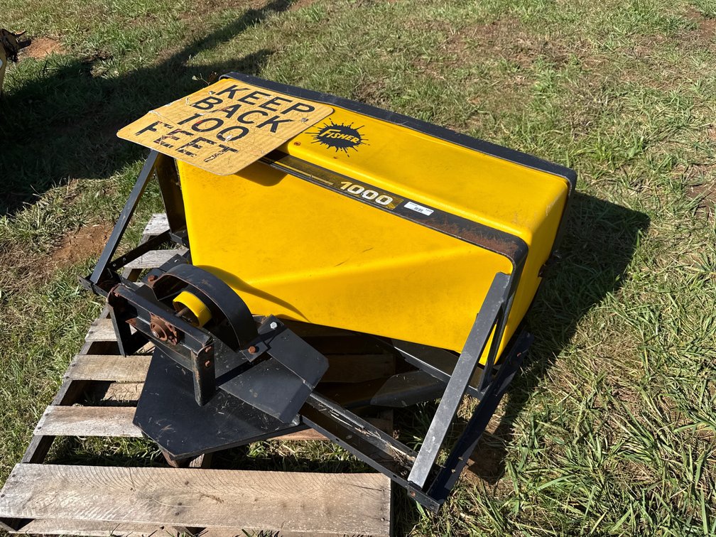 Fisher 1000 Tailgate Spreader