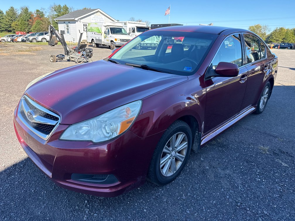 2010 Subaru Legacy Sedan, Mileage: 210,304