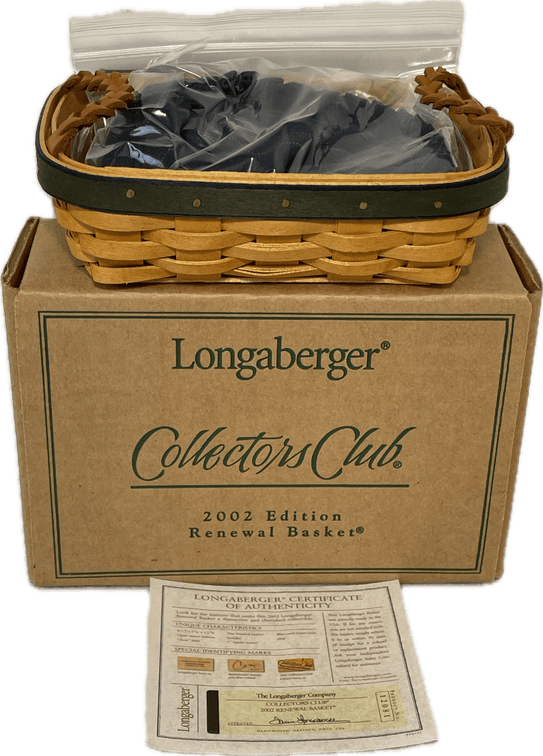 Longaberger Collector’s Club 2002 Edition Renewal Basket with Accessories