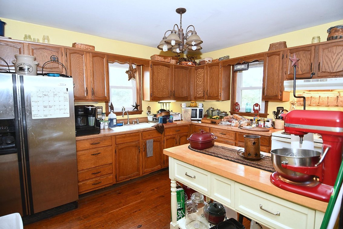 Image for Farm House Online Reserve Auction