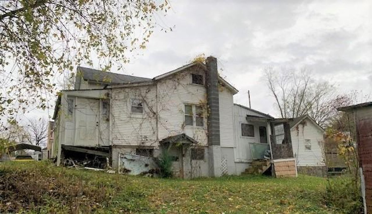 Image for Quaint Home In Paw Paw, WV! Online Only Auction!