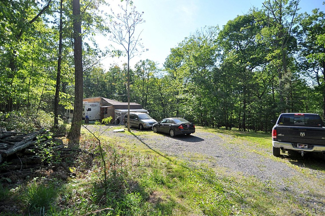 Image for Online Only Reserve Auction!  Land/Camper/Ford Windstar!