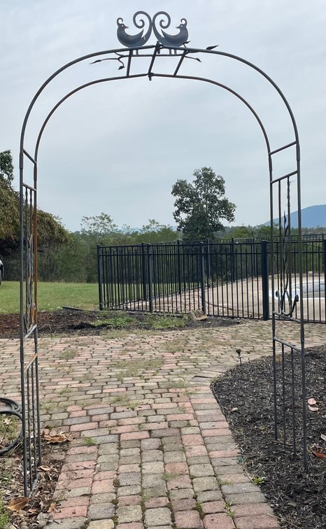 Metal Garden Archway (Needs Some Fresh Paint)
