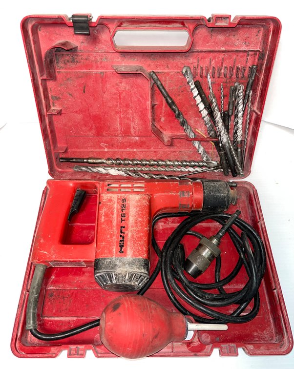 Hilti TE125 Concrete Drill with Case