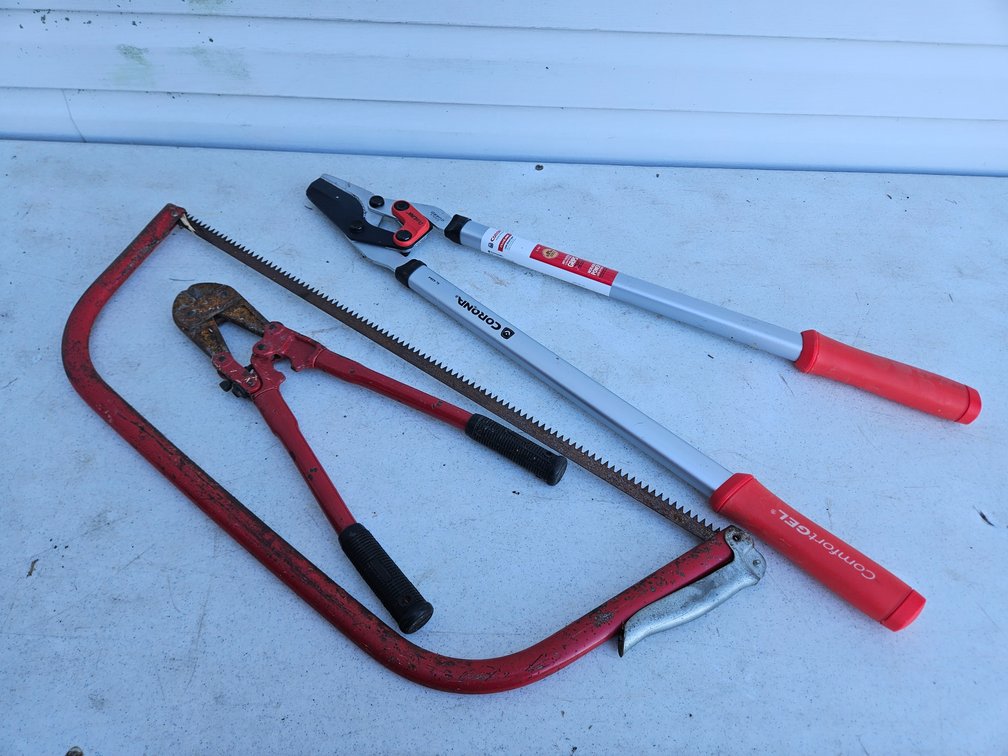 Bolt Cutter, Grips, Hand saw