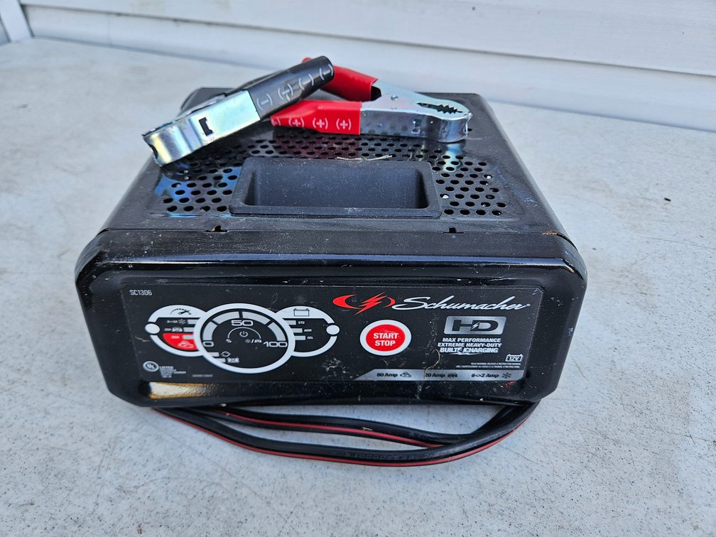 Schumacher SC1306 Battery Charger