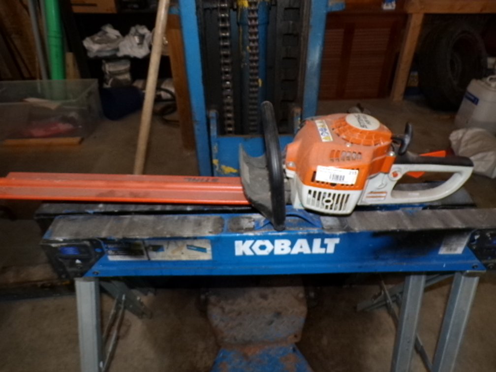 Lot 215
