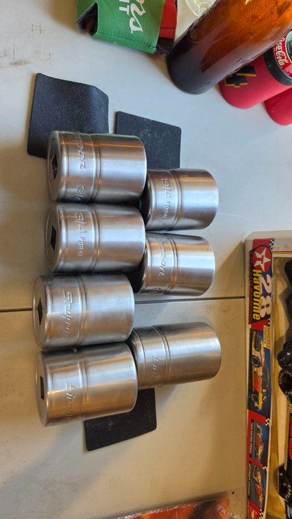 Snap-on 3/4" socket can coozies