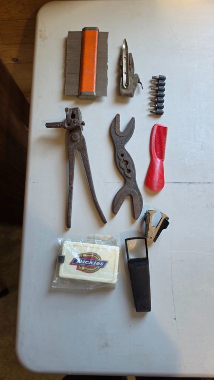 Bonnie Vixon Wrench with 5/16," 1/2", & 3/8" integral dies, scribe tool, etc