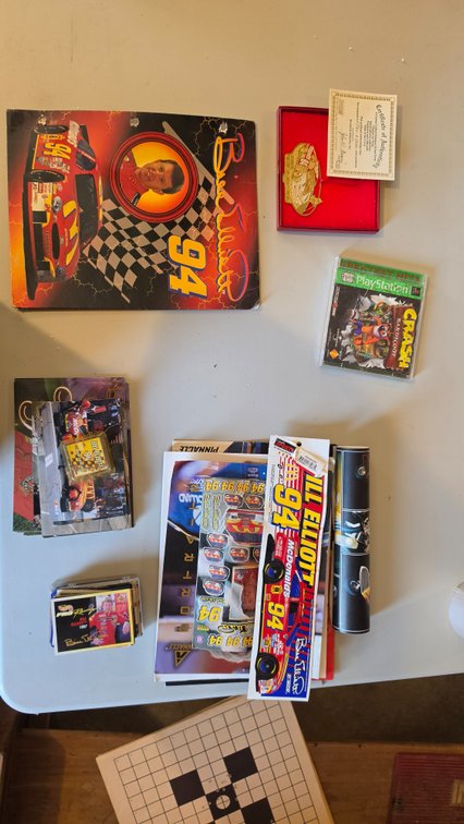 Bill Elliot Trading cards, photos, paper pad, folders, and hot rod wall paper border