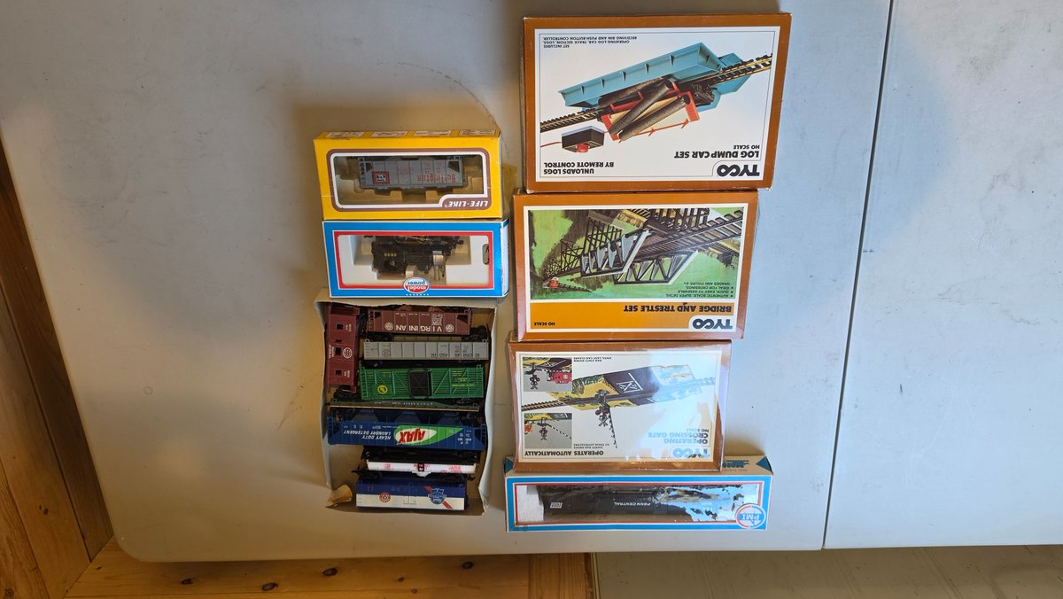 Tyco landscape sets, cars, and engine