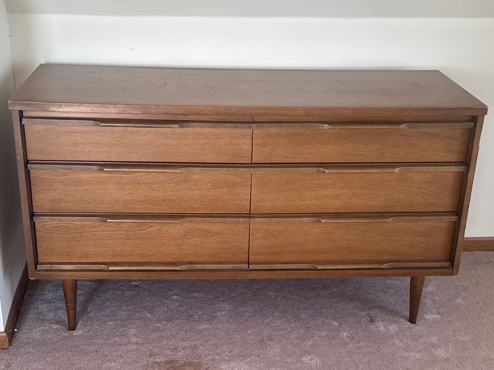 Mid-century dresser