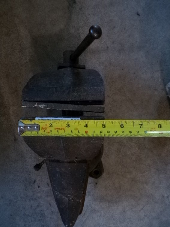 Lot 323