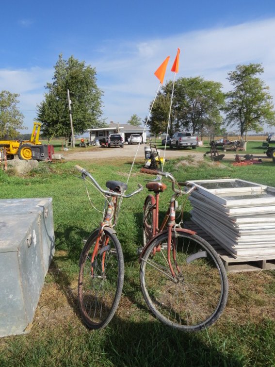 (2) Vintage Bicycles--super radical bikes\uFFFdyou will be the coolest person around riding them, guaranteed