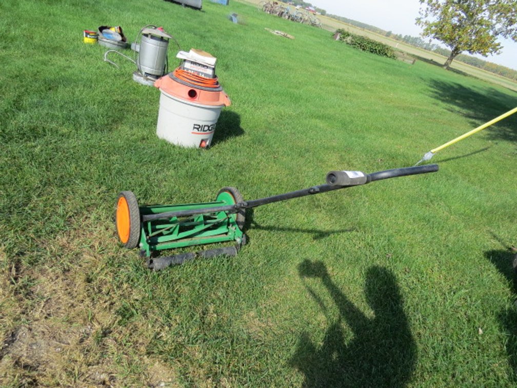 Scotts Elite 16" manual push mower