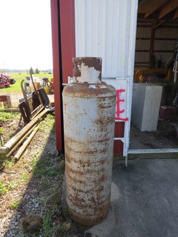 Propane tank