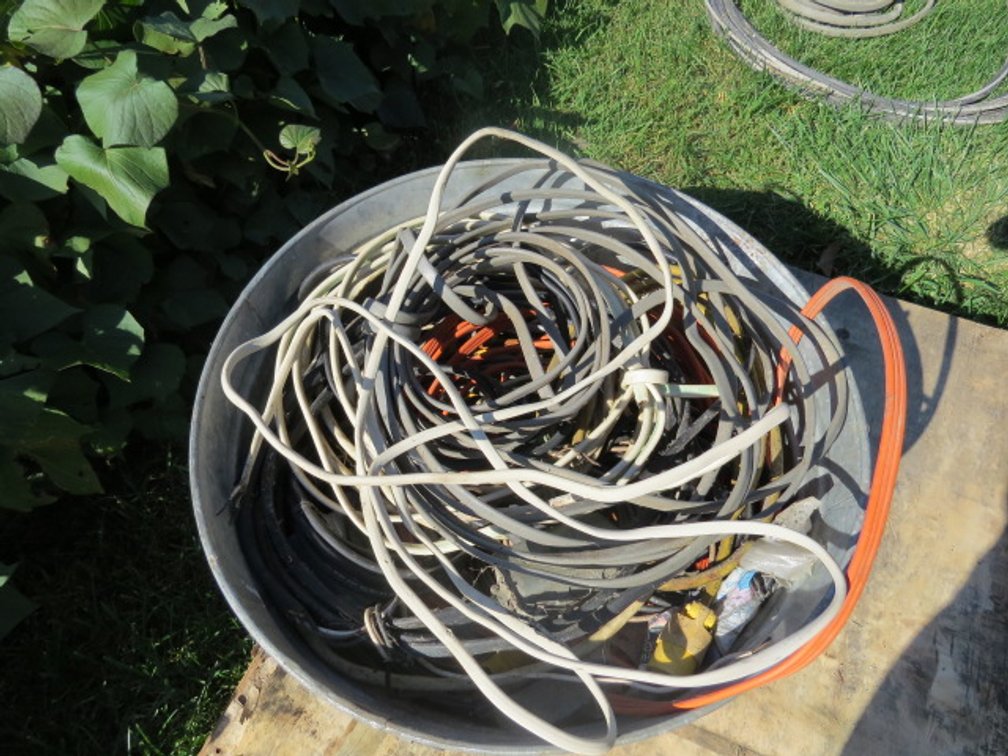 Misc scrap wire