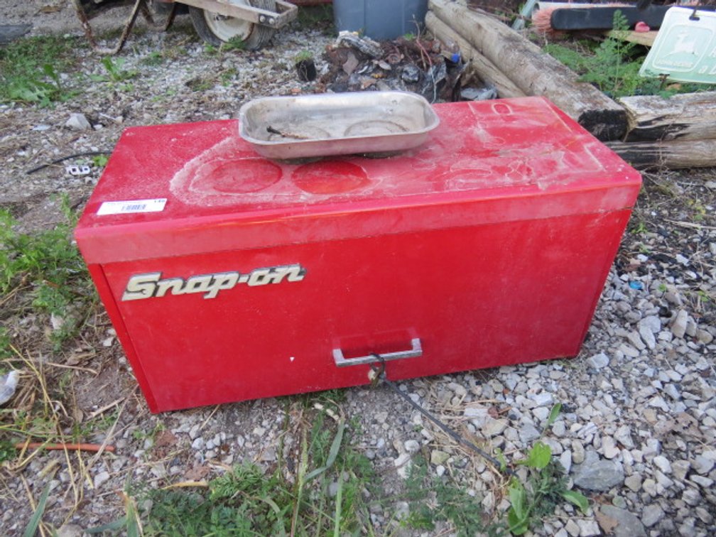 Snap-On tool box with key