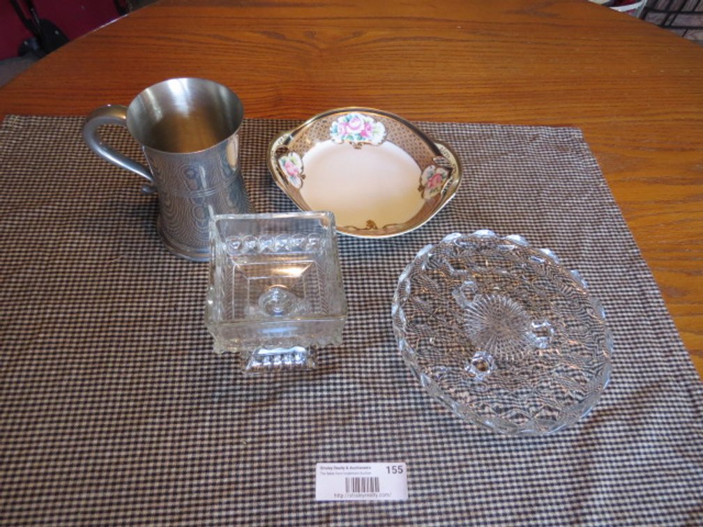 Tin & Assorted Decorative Pieces