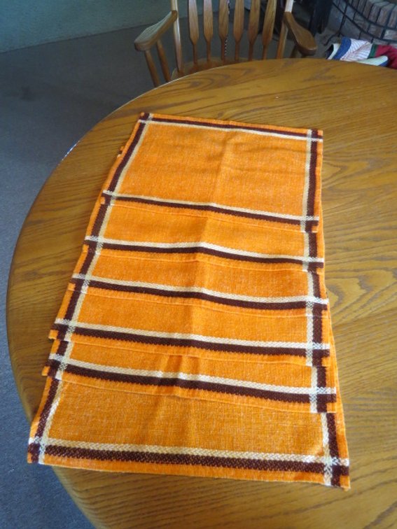 (6) Matching table place mats