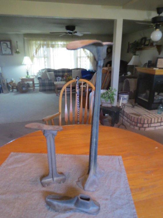 Cast Iron Cobbler's Shoe Last Set