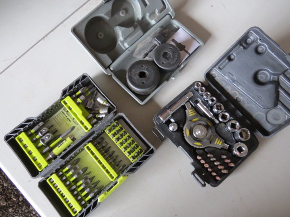 Assorted Drill & Hole Saw Sets