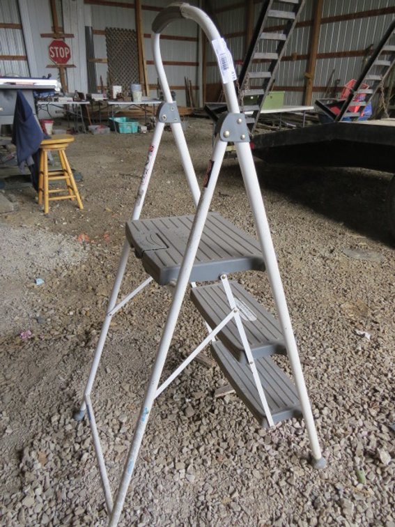 Cosco Folding Step Ladder