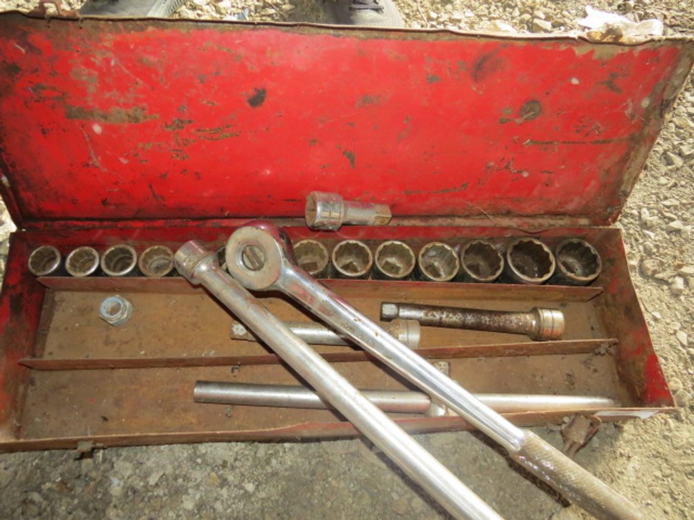 Socket Wrenches & Sockets