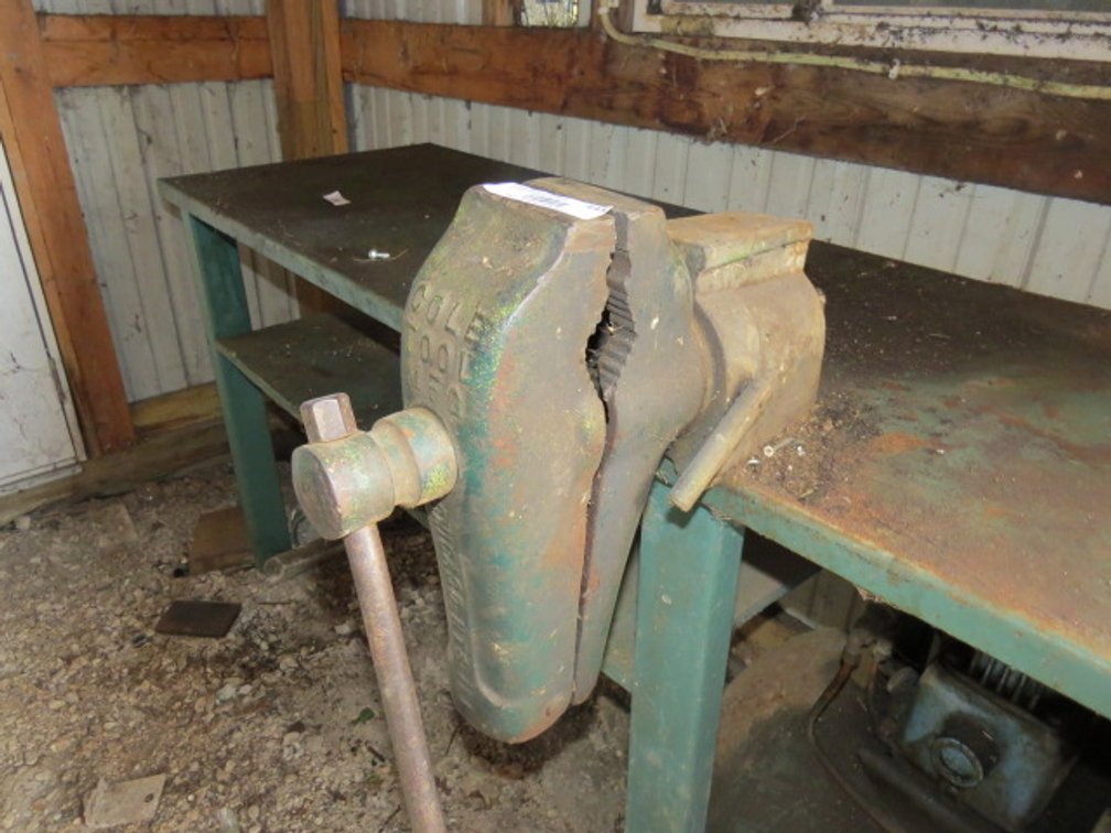 Bench Vise