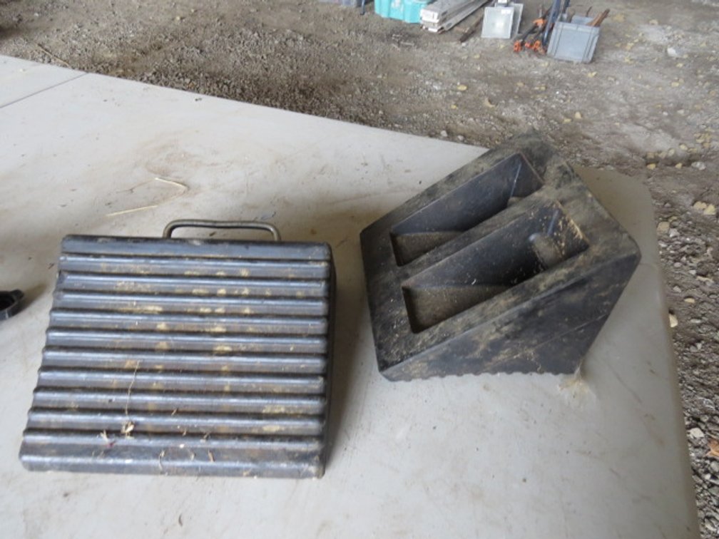 Rubber Wheel Chocks