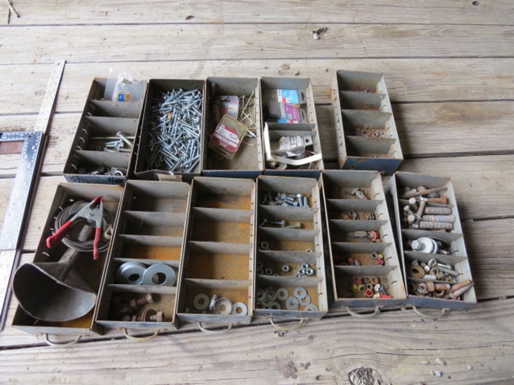 Parts Bin Organizers & Nuts and Bolts