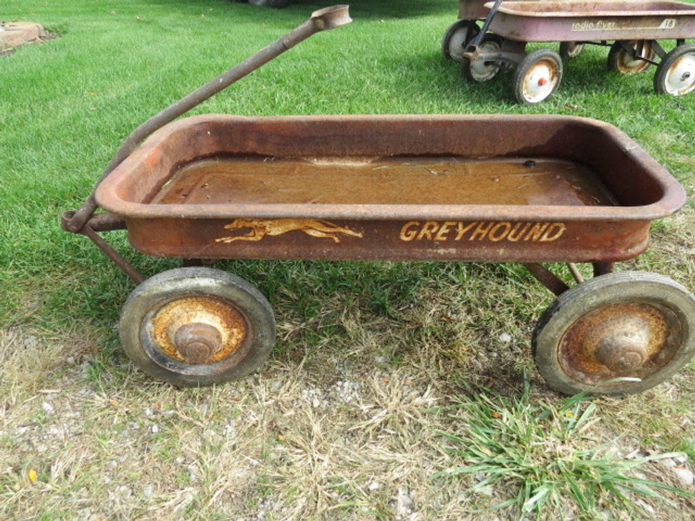 Greyhound Metal Child’s Wagon