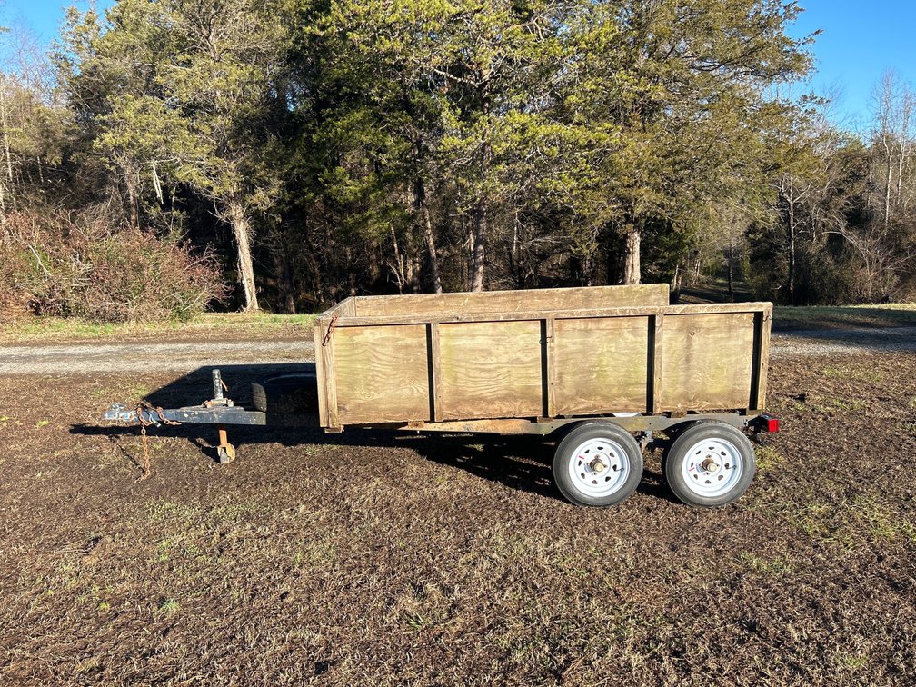 Camper Tractor Downsizer Auction