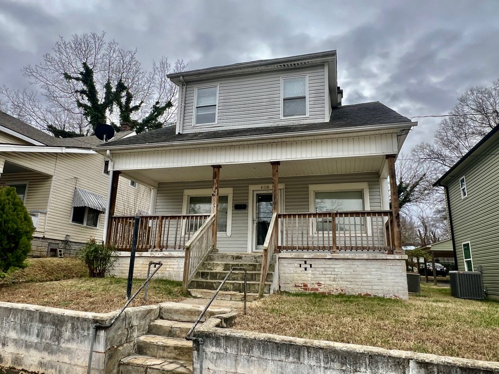 SEIZED ASSET: Charming Home in Winston-Salem, NC