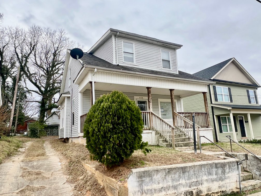 SEIZED ASSET: Charming Home in Winston-Salem, NC