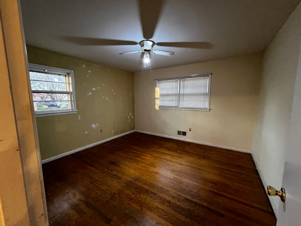 Statesville Home Auction