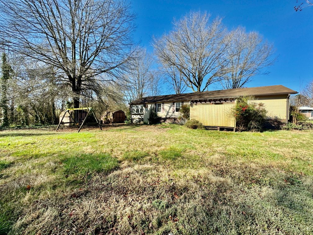 JUDICIAL SALE - 3 Bed/1 Bath Home in Hamptonville, NC